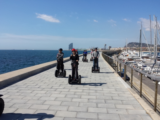 discover barcelona on segway 